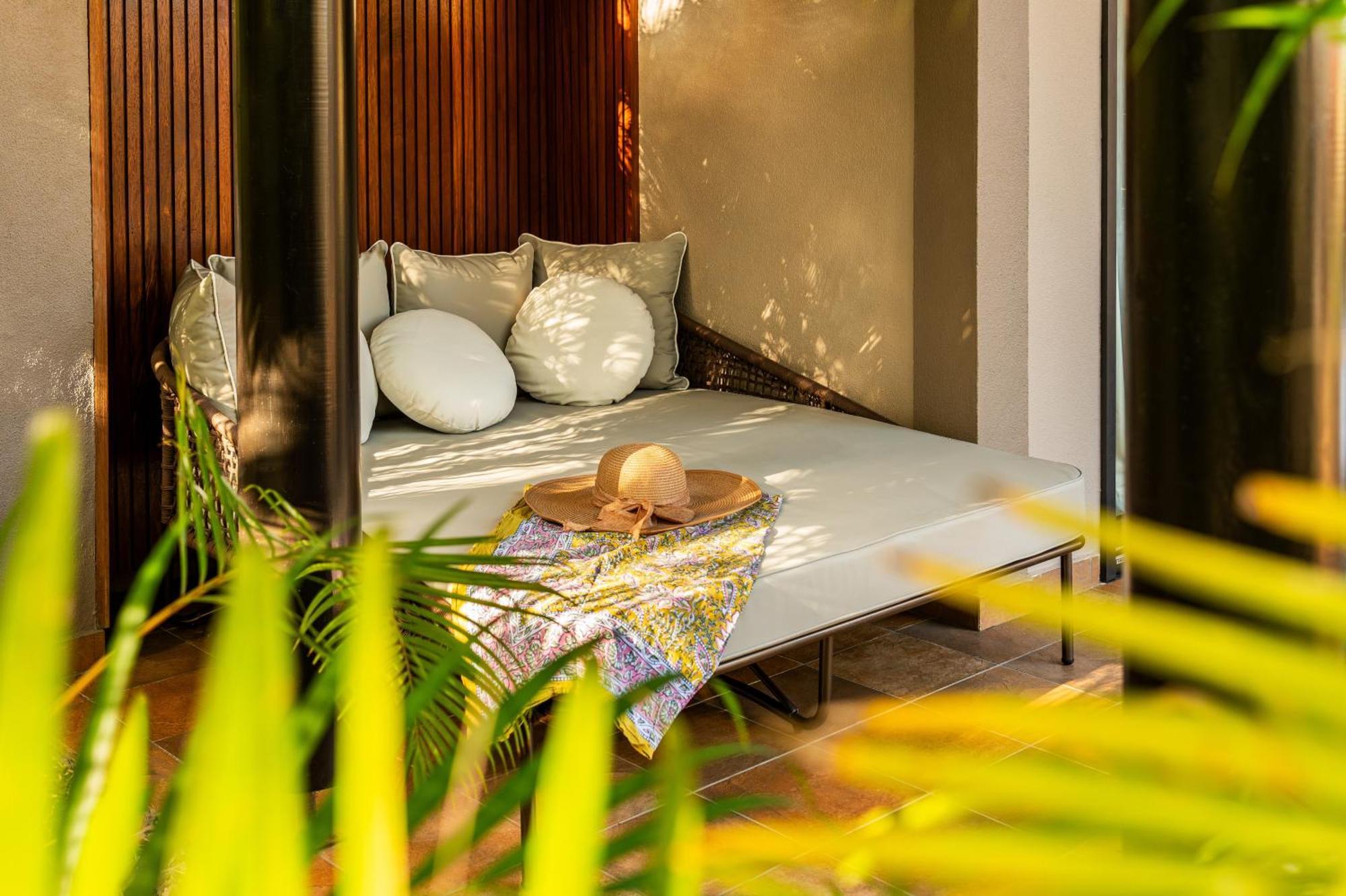 Palm Hotel & Spa Petite-Ile Ngoại thất bức ảnh